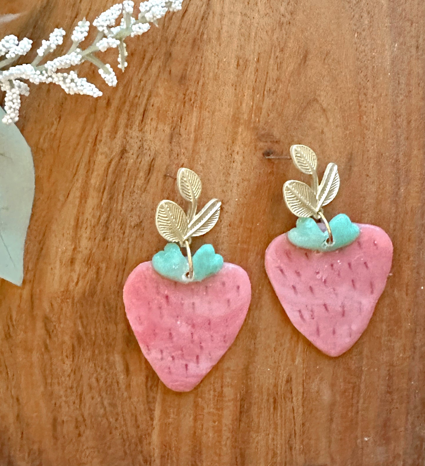 Strawberry fields dangles