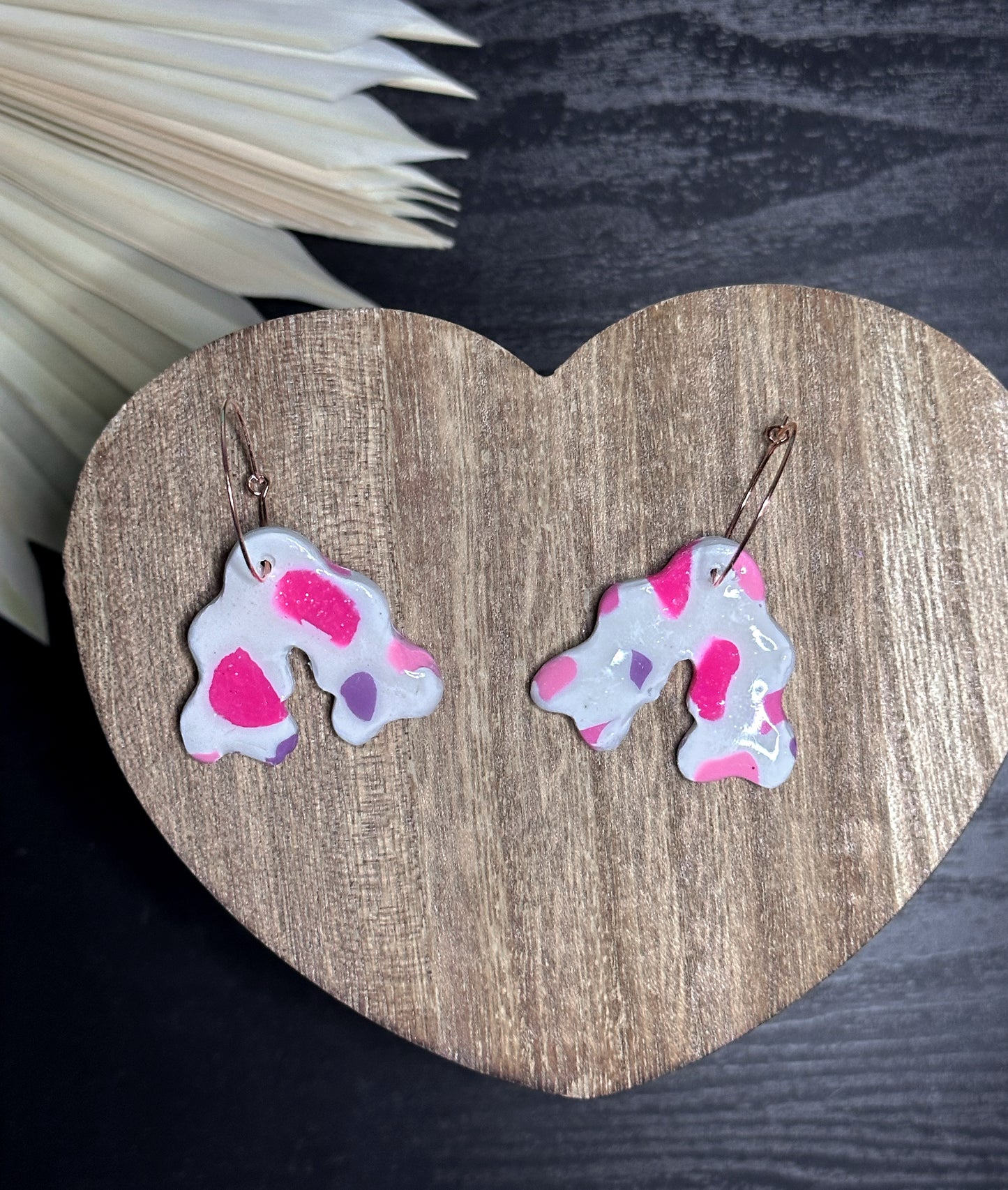 Scallop Arches Confetti Dangles