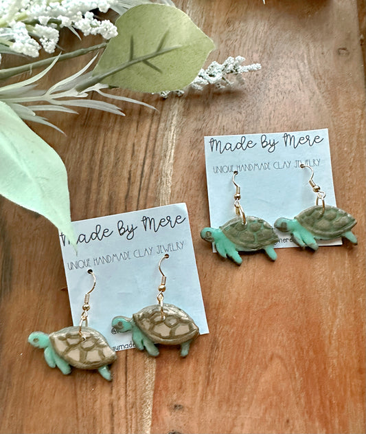 Sea turtles dangles