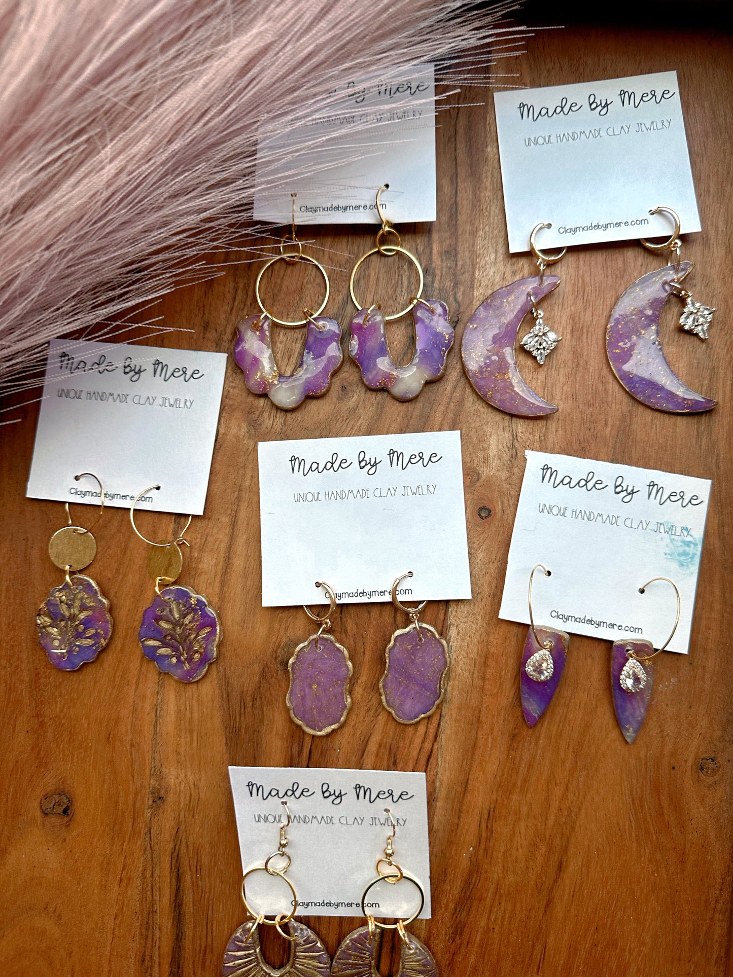 Royalty vibes dangles